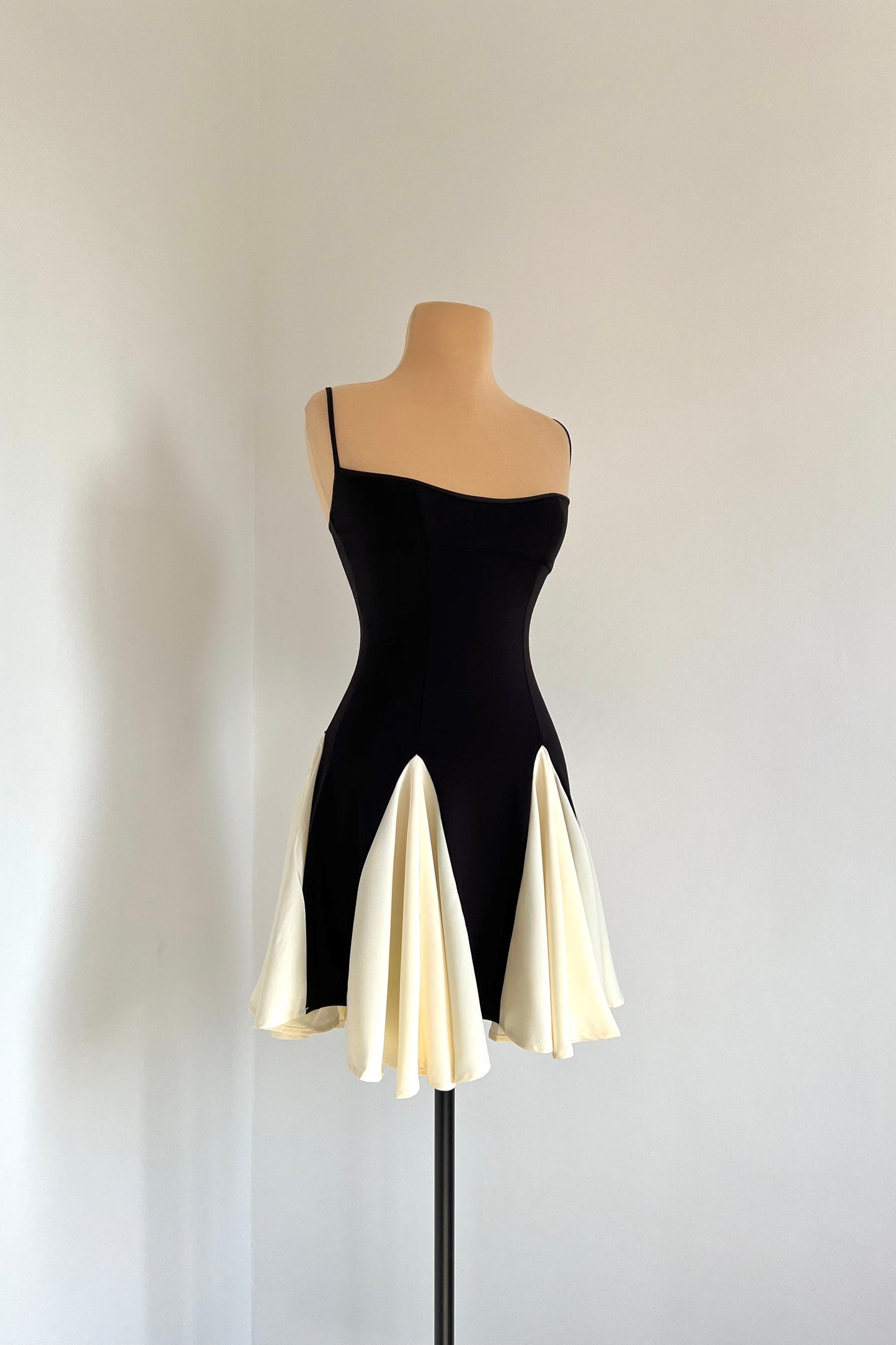 Esma Dress