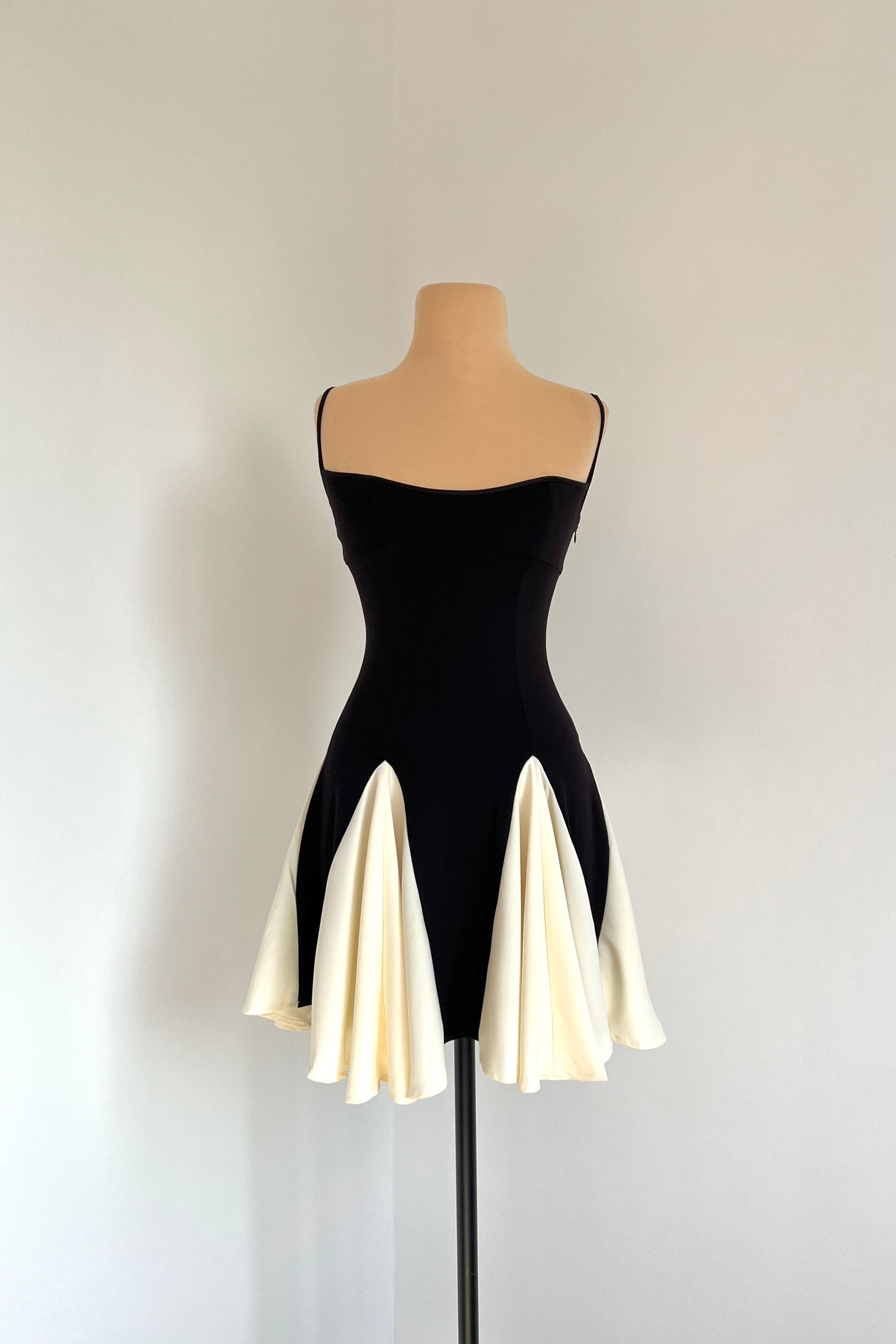 Esma Dress