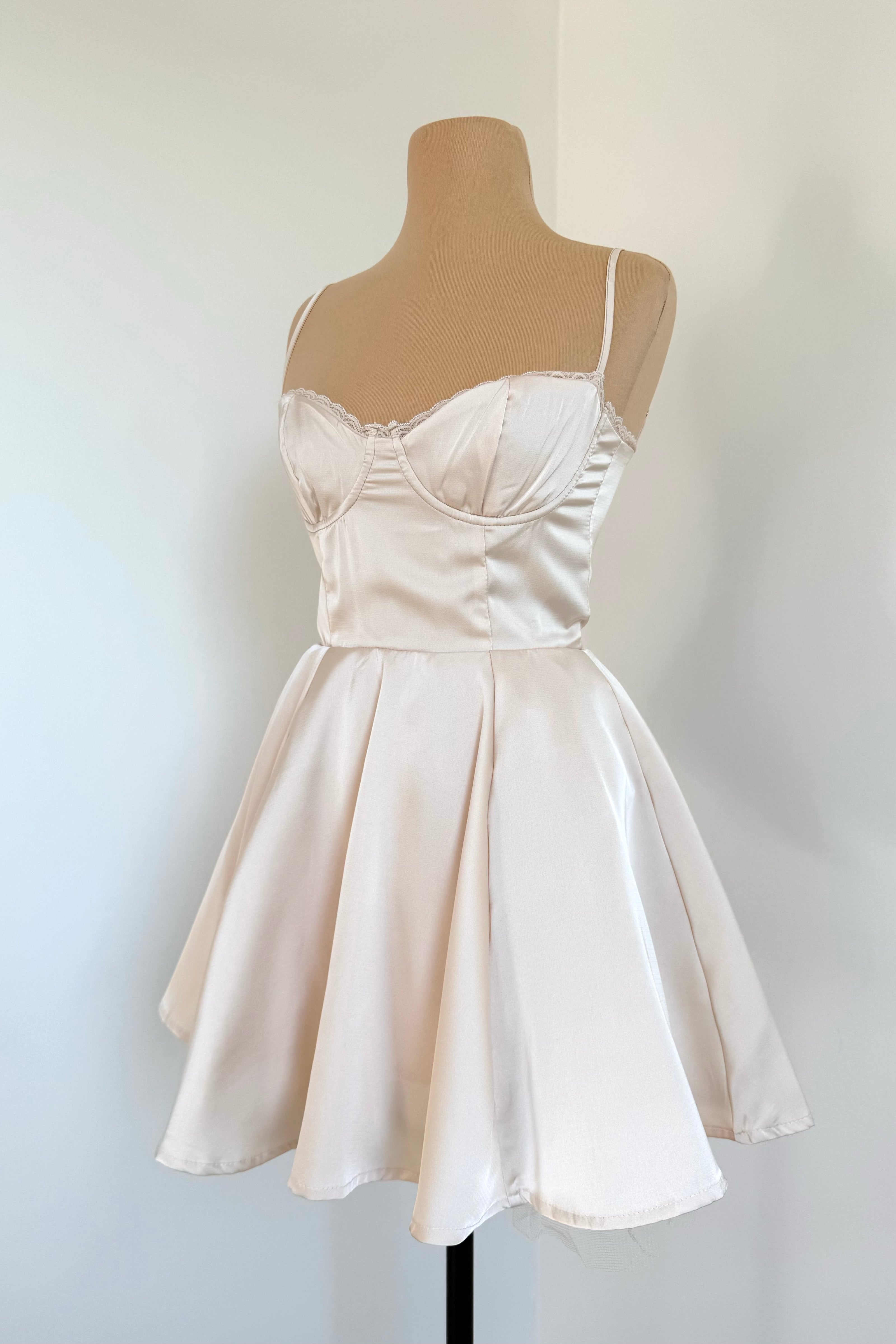 Anneliese Dress