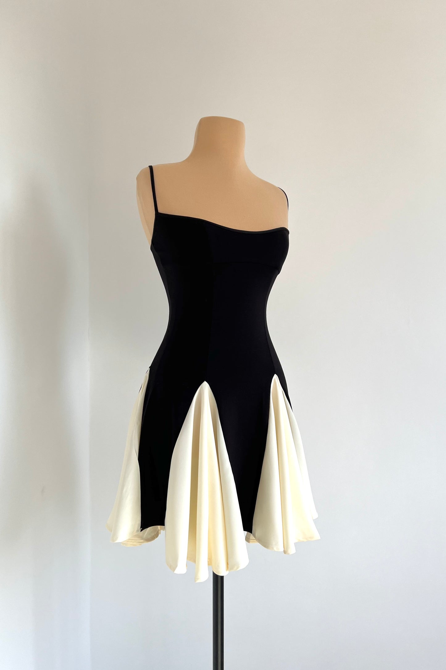 Esma Dress